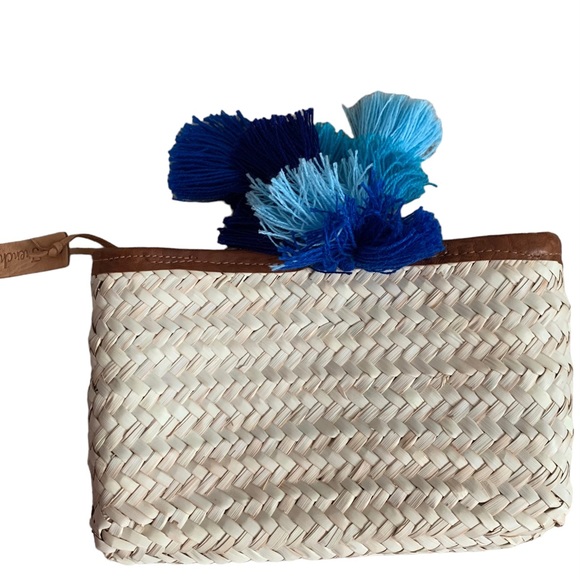 French Baskets Straw PomPom Clutch Bags - Picture 4 of 12